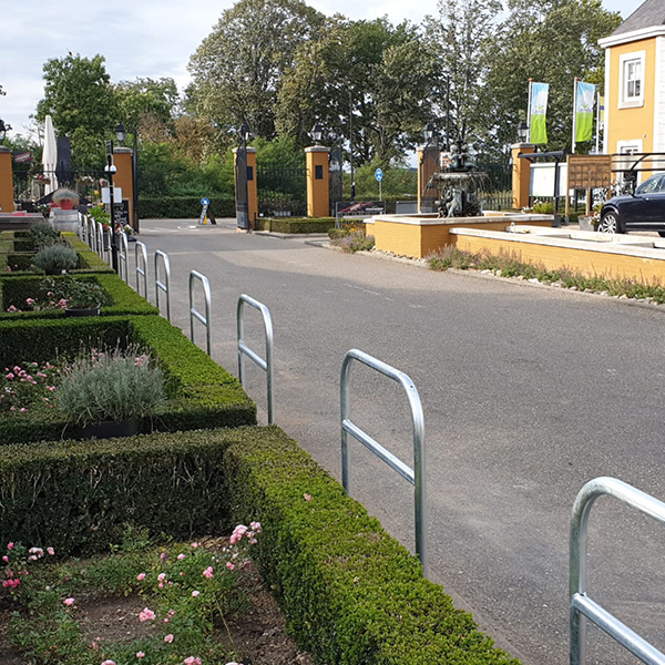 112043 fietsaanleunbeugels aanleunbeugels geleidehekken fietsbeugels 